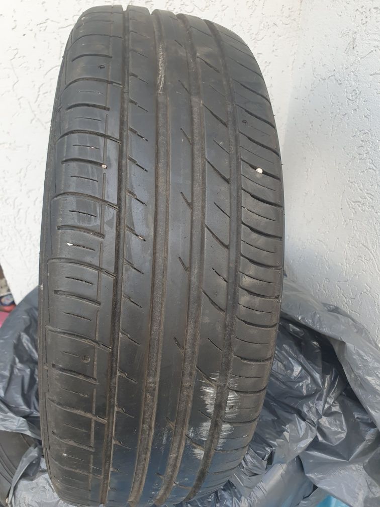 Opony letnie 225/60 R17. Cena za 2 szt.