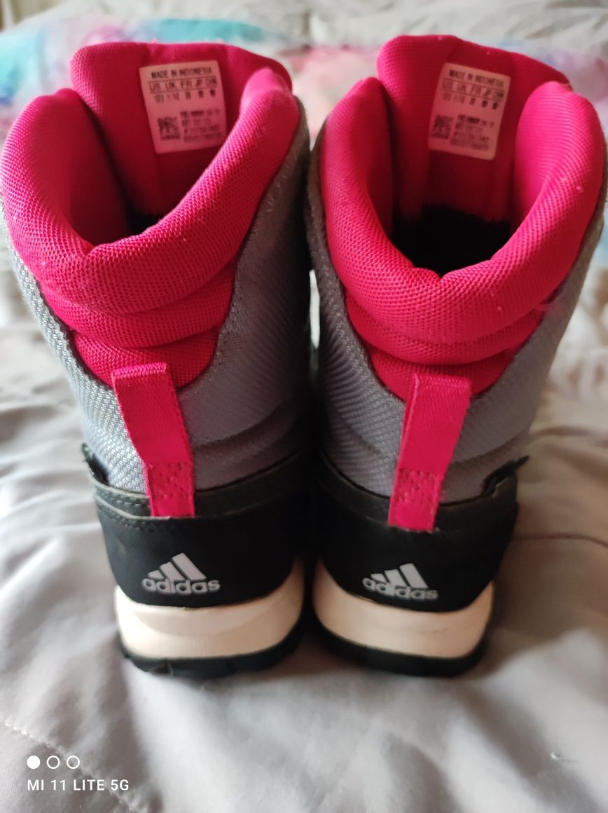 Sprzedam buty adidas dla dziewczynki