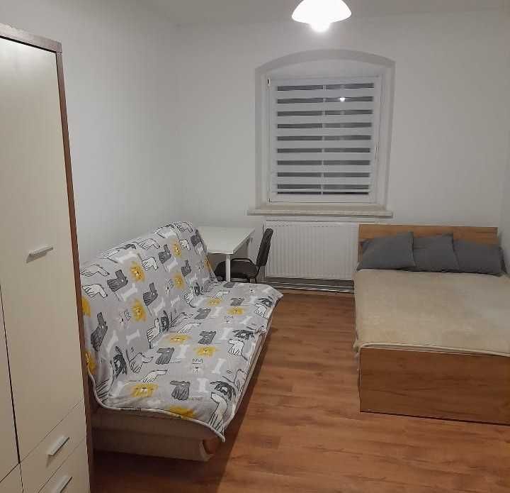 Bytom pokój dla jednej lub dwóch osób // Room for Rent in Bytom