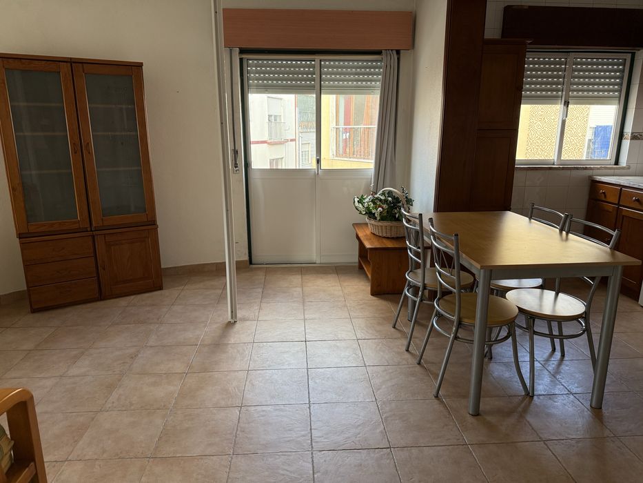 Apartamento T1 - Caldas da Rainha