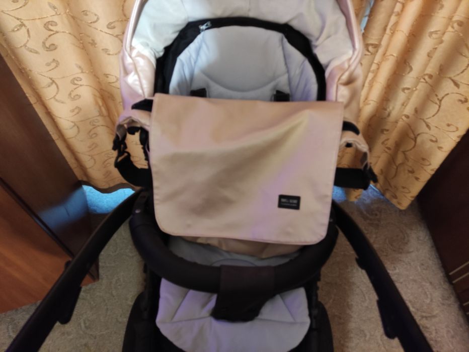 Продам коляску 2 в 1 Corona Eco
