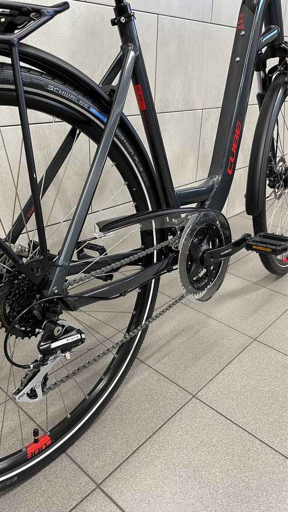 Cube Touring rower trekkingowy koła 28 cali rama 53cm