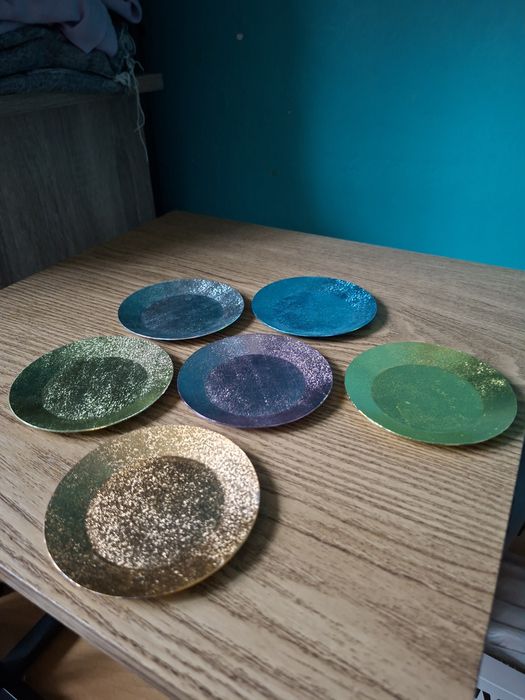 Metalowe podstawki pod kubki szklanki mix kolorow 6 sztuk