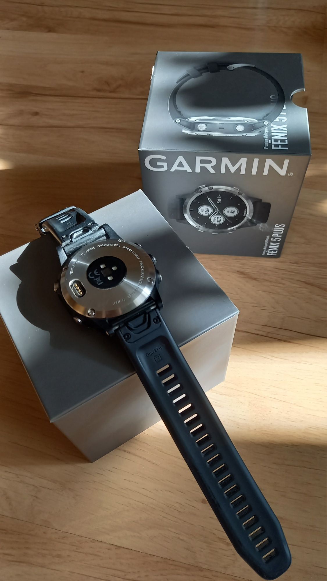 Zegarek sportowy Garmin fenix 5 idealny na prezent dla biegacza