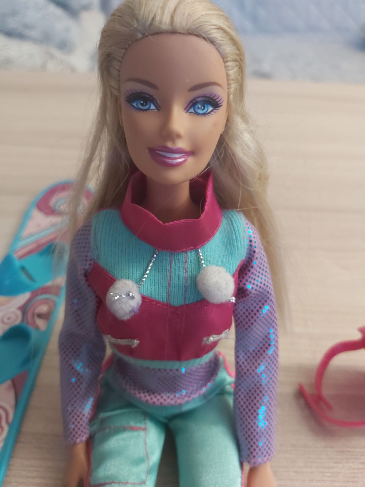 Lalka Barbie z deskami