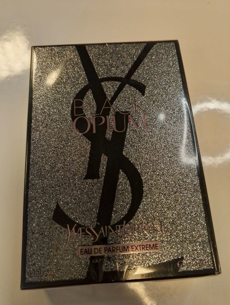 Black Opium Extreme marki Yves Saint Laurent 90ml. Nowy w folii