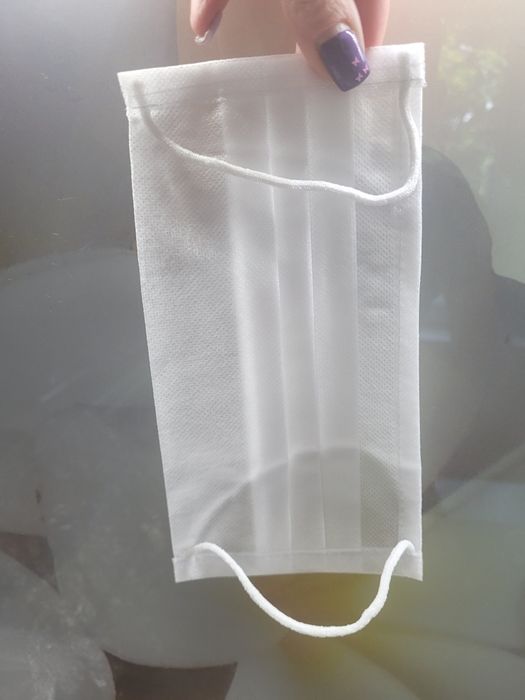 Маски медичні білі 35 штук Белые маски медицинские