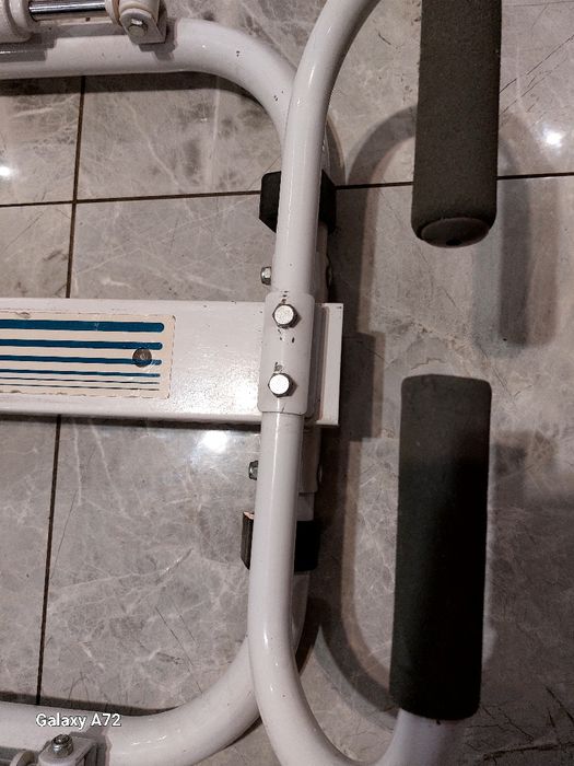 wioślarz do ćwiczeń Star R201