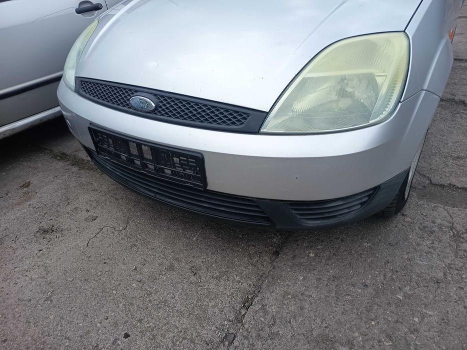 Ford Fiesta MK5 62 zderzak przedni FV transport/dostawa