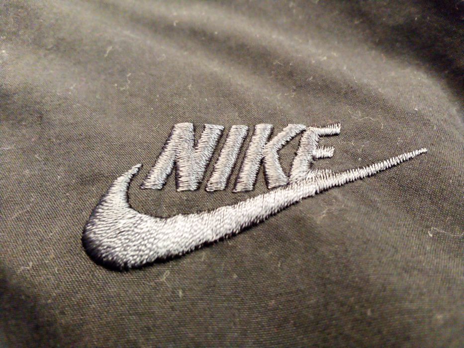 Nike damska kurtka, wiatrówka M, jak nowa