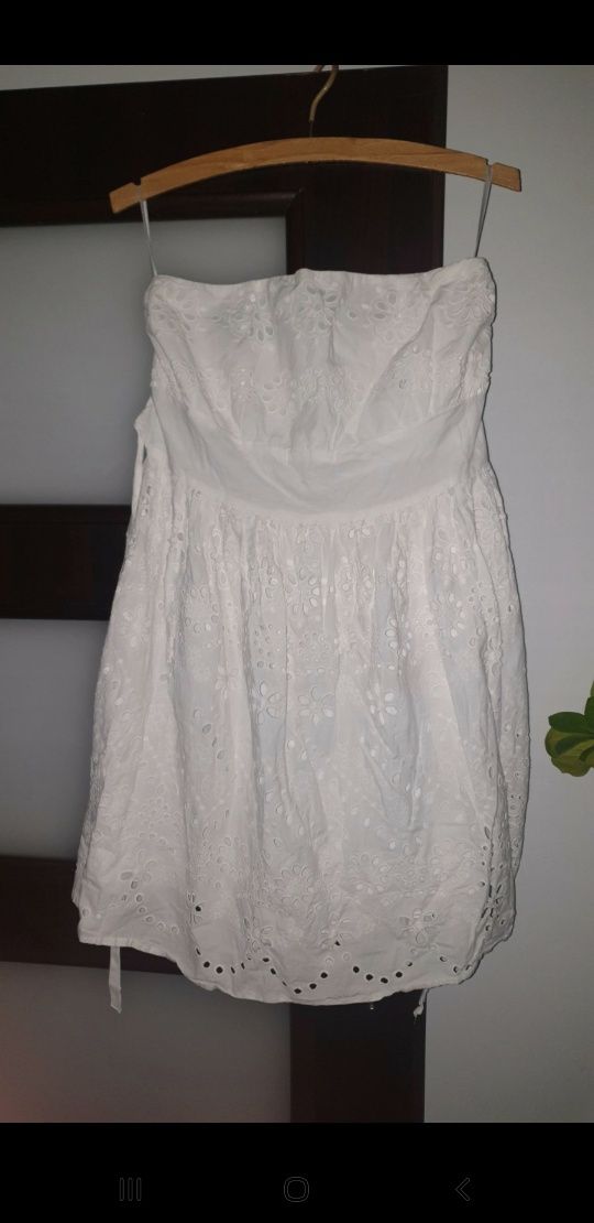 Sukienka haftowana biała bez ramiączek