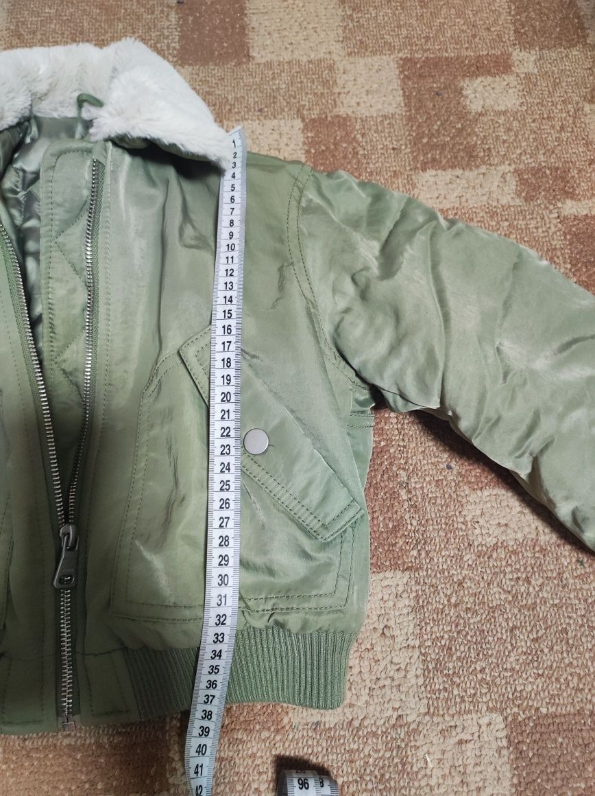 Продам куртки Zara на дівчинку 4-6