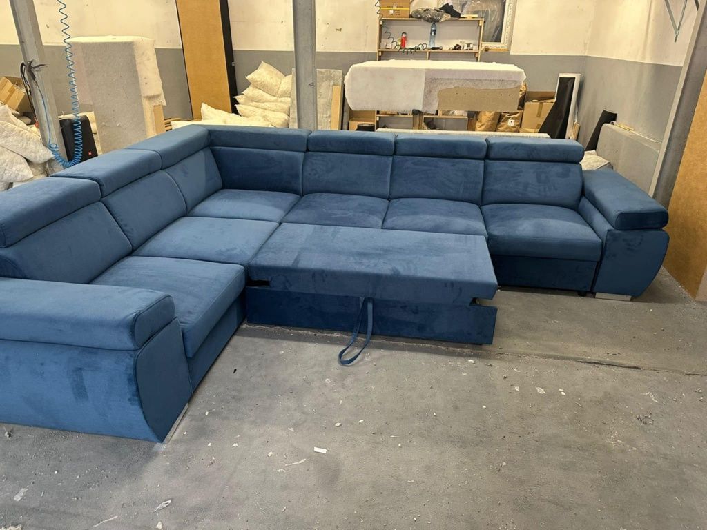 Narożnik 260x260 cm z funkcją spania Regulowane zagłówki