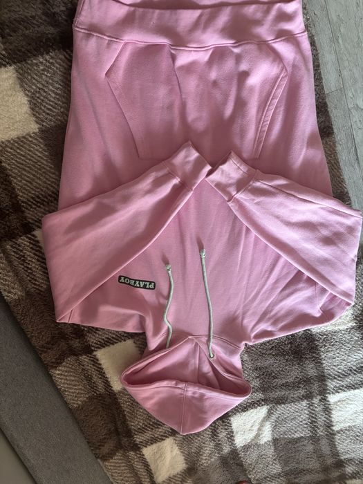 Różowa bluza z kapturem playboy