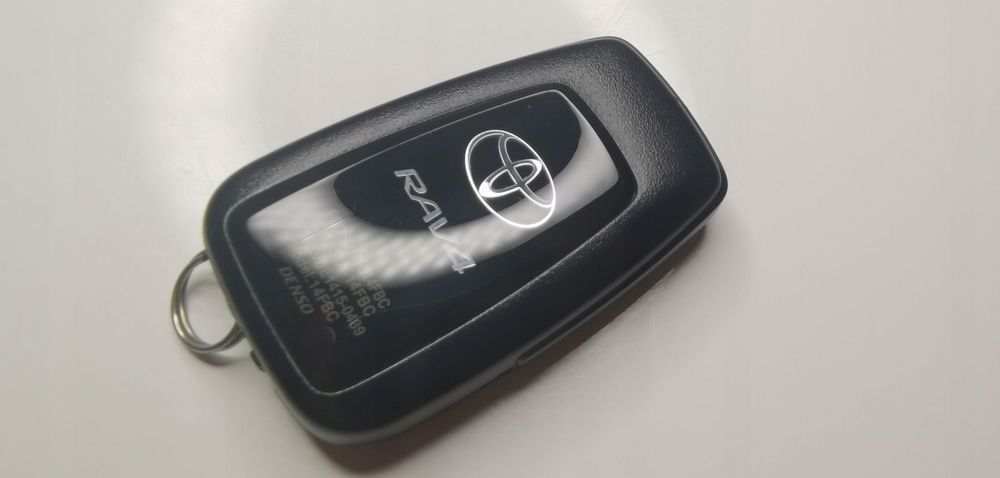 Toyota Rav4/2019+ Kluczyk Smart Key