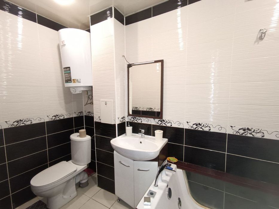 Продам 2х ком ВИДОВАЯ  Т.Шевченка14