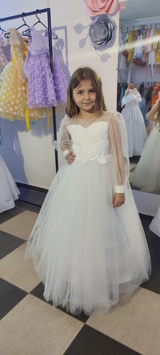 сукні на перше причастя