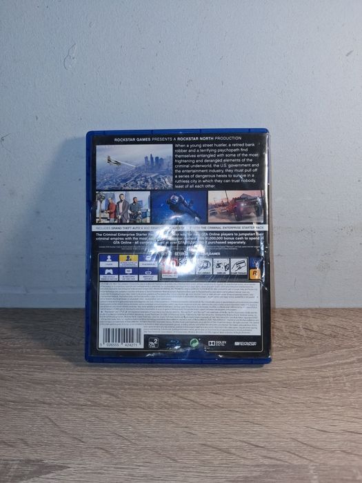 GTA V e FIFA19 para PS4