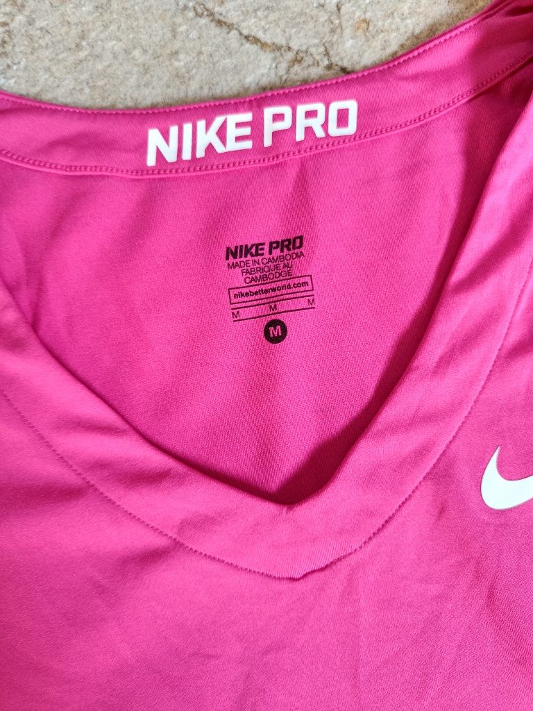 Damska koszulka sportowa do biegania Nike Pro M 38 jak nowa