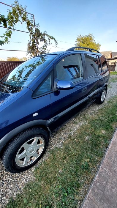 Opel Zafira A Опель Зафіра 1.6 бензин 2000р