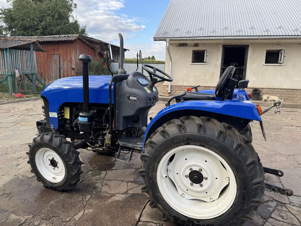 Трактор колісний JMT 3244HX