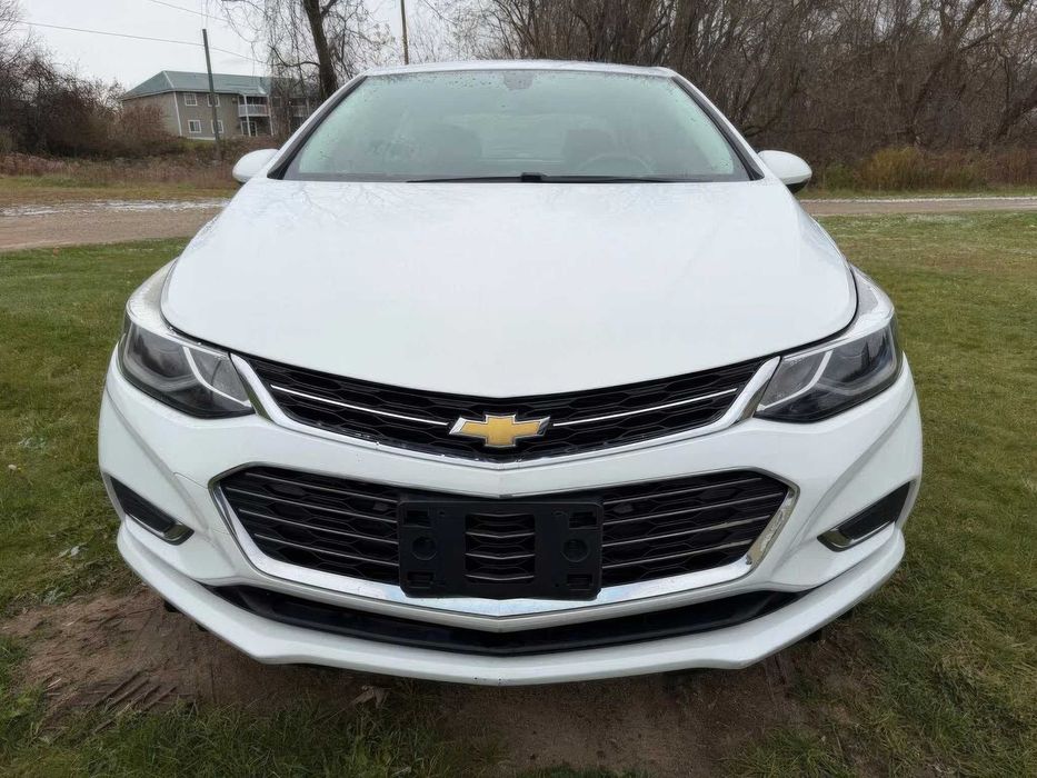 Chevrolet Cruze Premier      2018