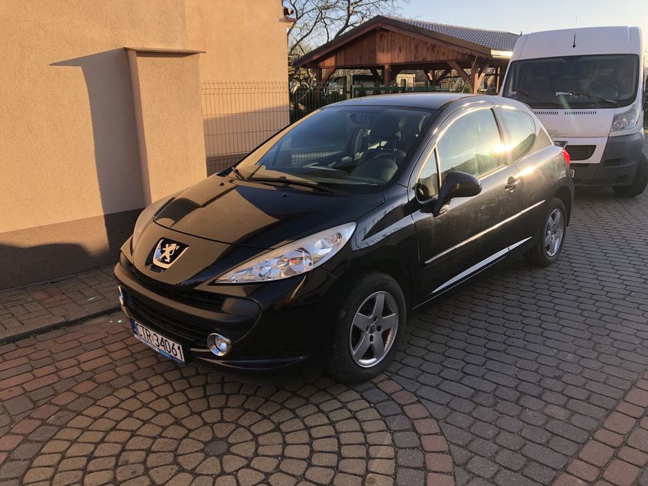 Peugeot 207 1.4 benzyna 2009