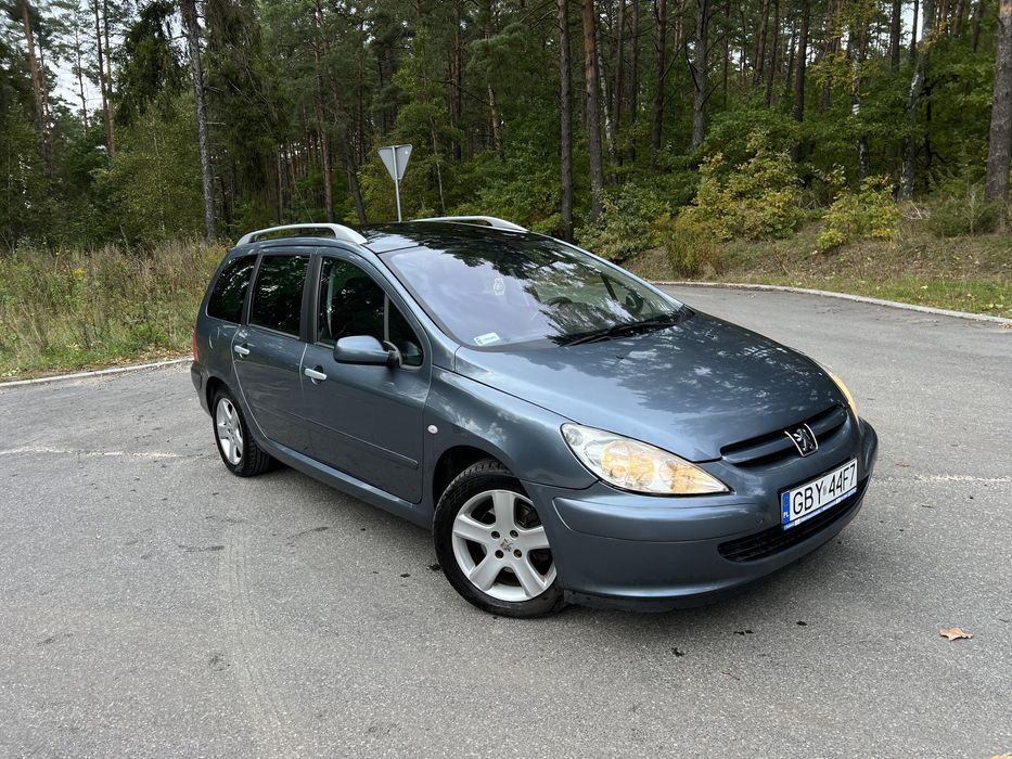Na sprzedaż Peugot 307 sw z 2004 roku.