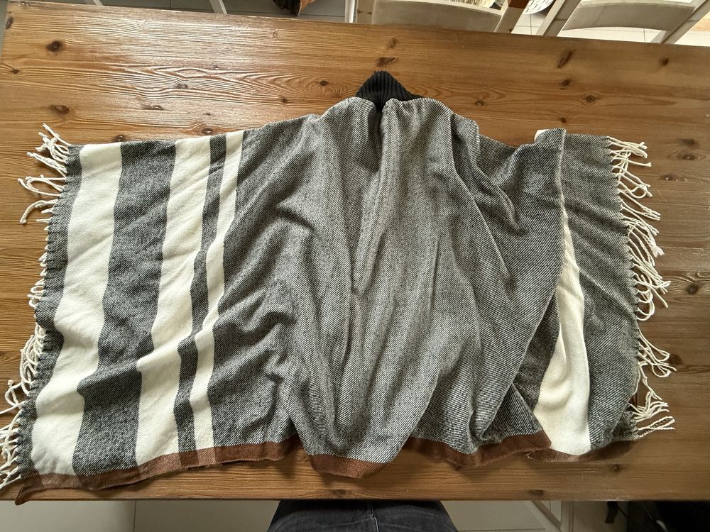 Poncho, narzutka, sweter River Island one size