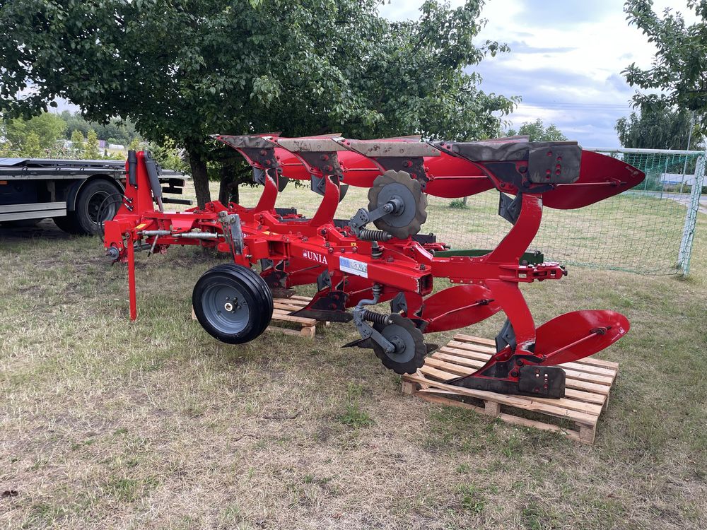 Pług Unia Ibis   LS 3+1 Overum Kuhn Lemken