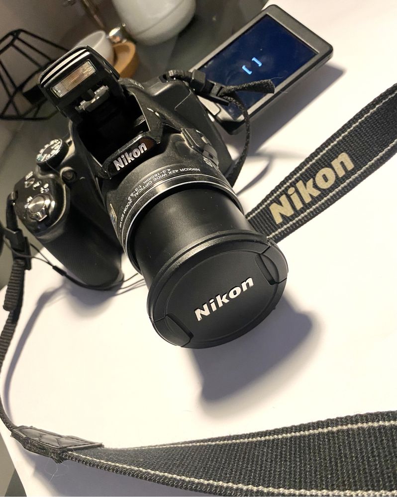 Nikon Coolpix P520