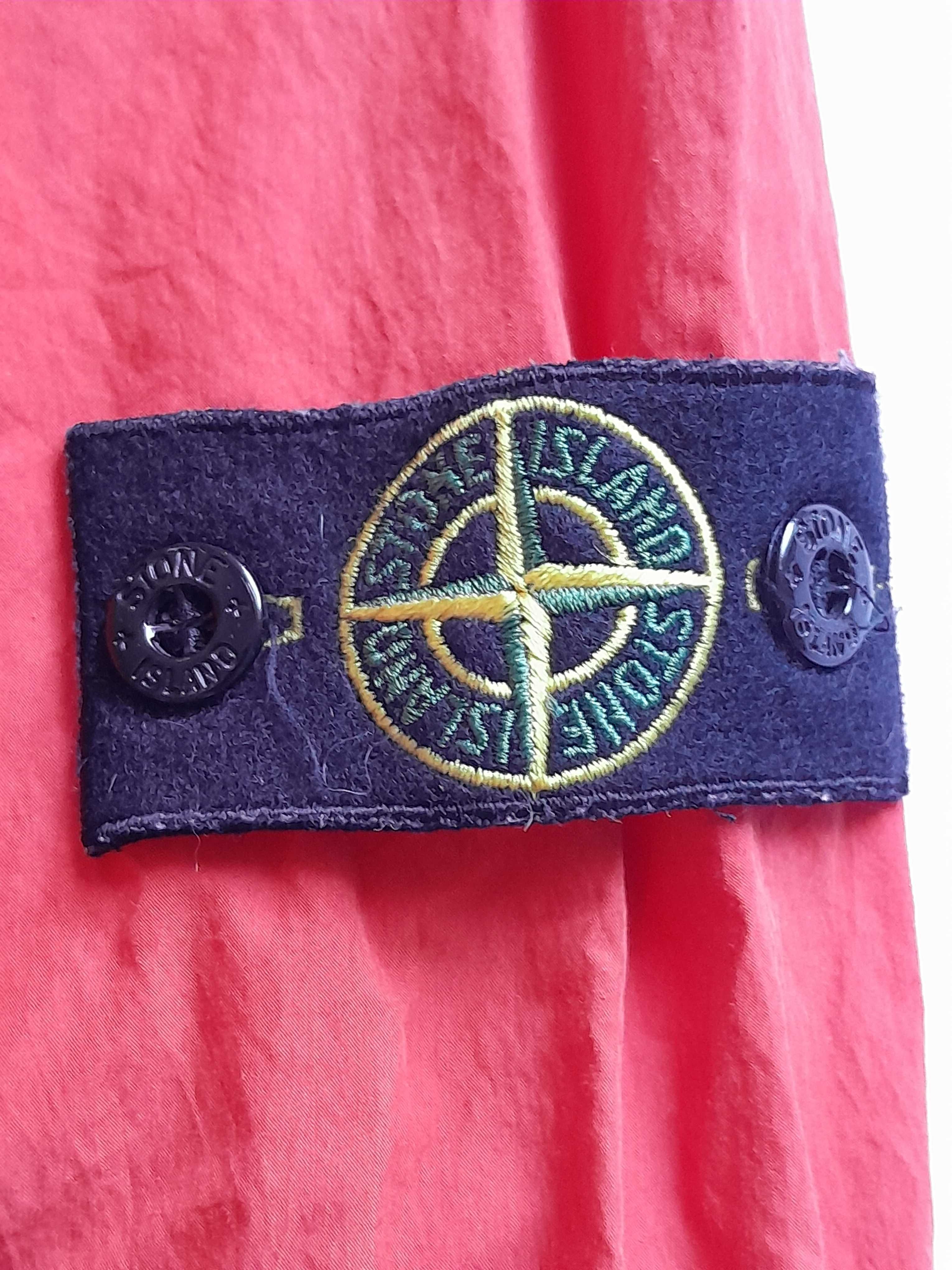 Sprzedam kurtkę wiatrówkę Stone Island