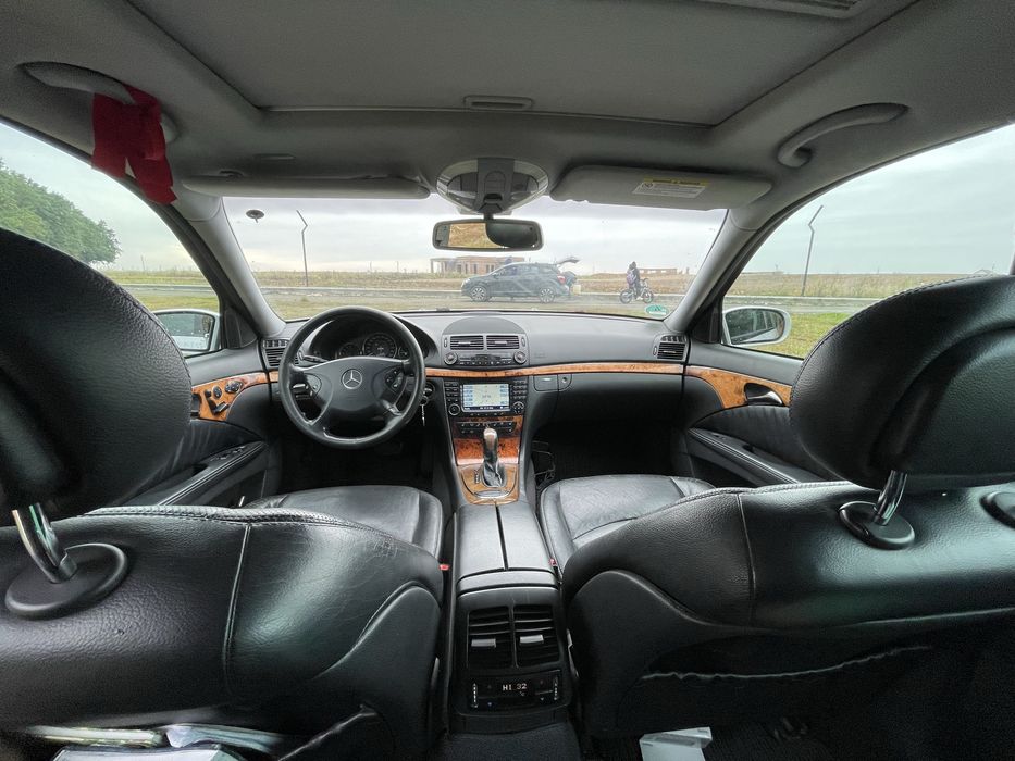 Mercedes Benz E221 універсал