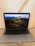 Продам MacBook 13 pro 2022 M2 16/256 Идеальное состояние