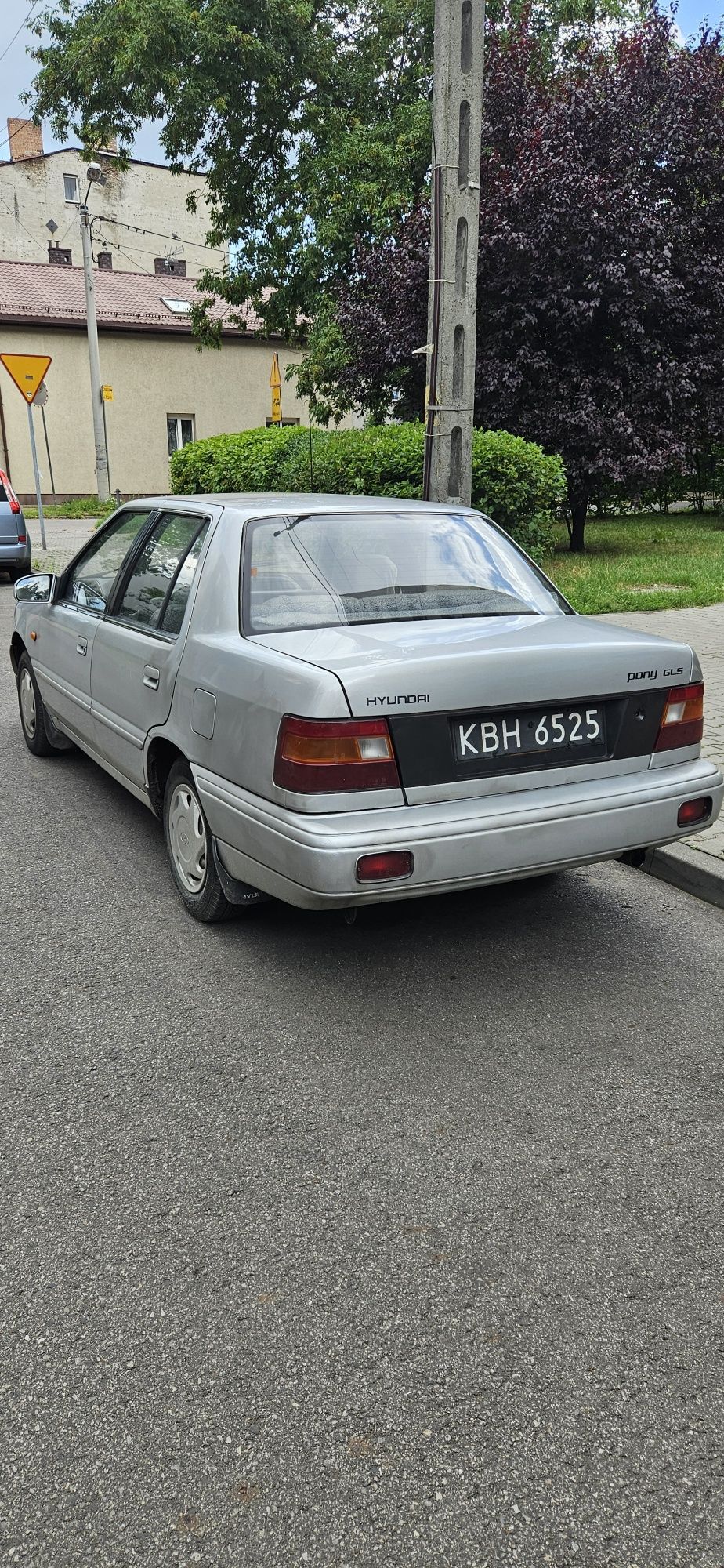 Hyundai Pony GLS