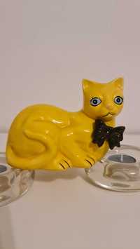Porcelanowa figurka kota