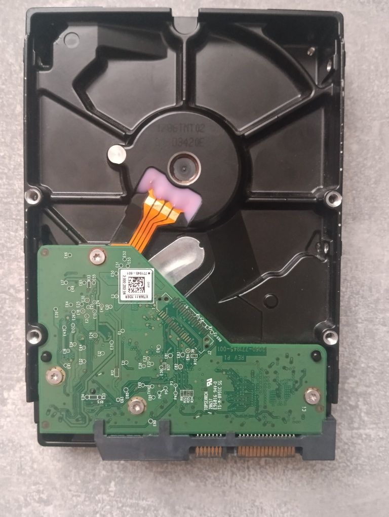 Жосткий диск WD Green на 1 терабайт