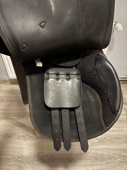 Syntetyczne wszechstronne siodło HORZE 17,5