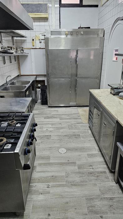 Restaurante / Cafe / Espaço comercial