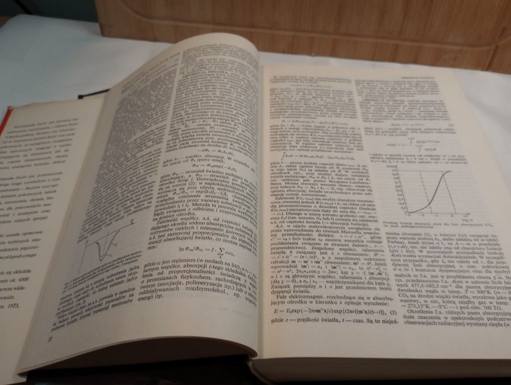Encyklopedia fizyki. t.1.