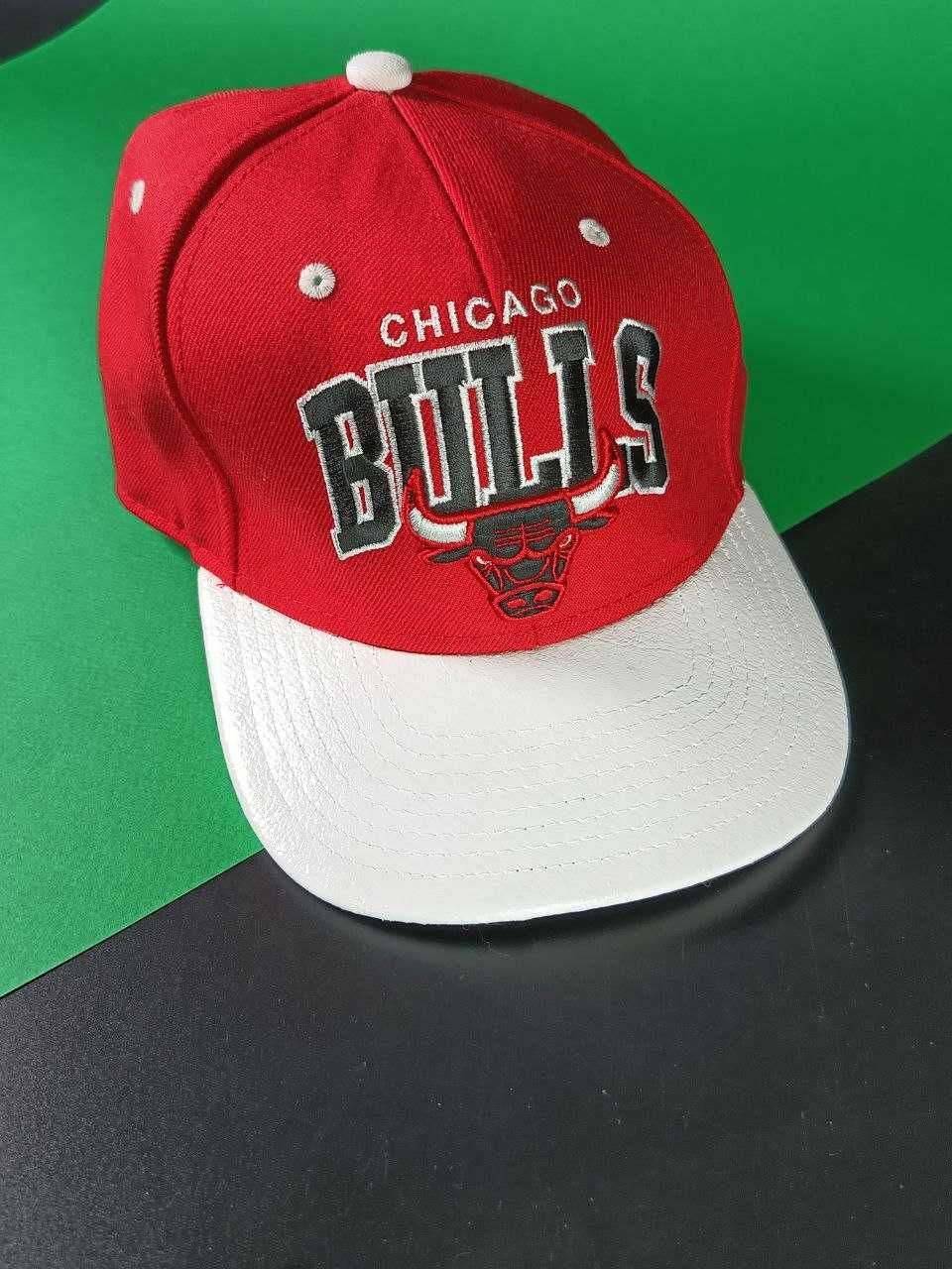 Кепка Чікаго. Snapback Chicago Bulls. Снепбек. Кепка.