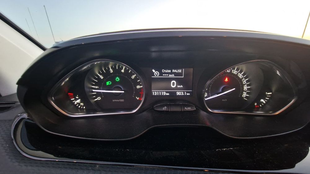 Peugeot 2008 1.2 PureTech Style