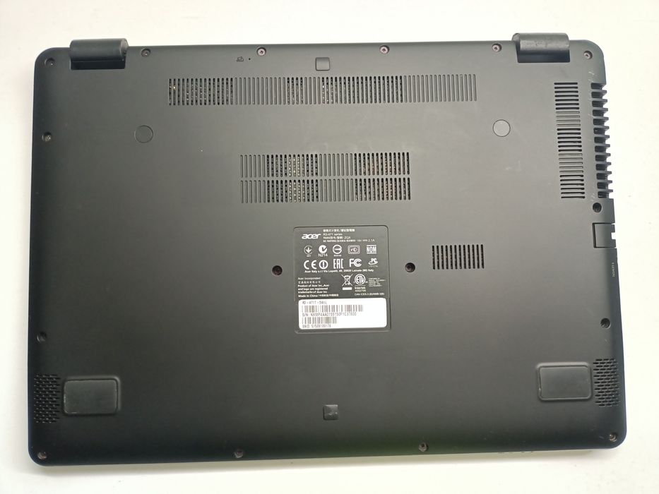 Acer Aspire R3-471 —  Intel i5, SSD 128 ГБ, 8 ГБ ОЗУ, Windows 11 Pro