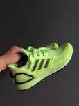 бігові кросівки adidas ultra boost 20 signal green 42.5