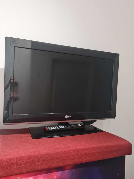 Televisão. LG...