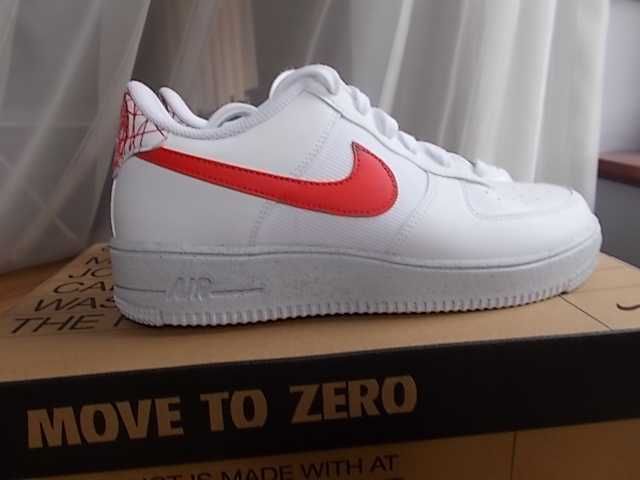 (r. 39- 24,5 cm) Nike Air Force 1 GS Low Red White DM1086,-101