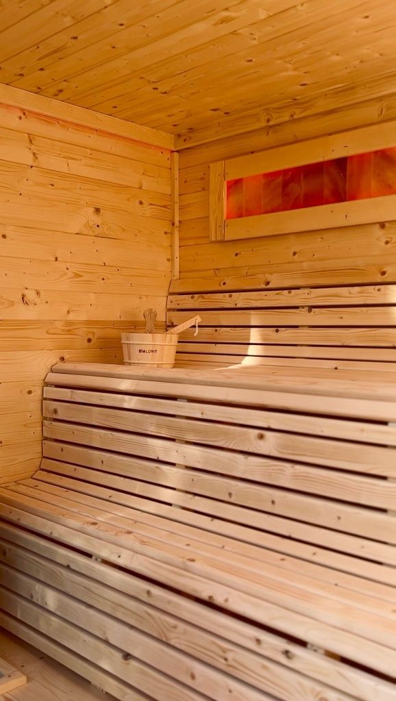 Nowoczesna sauna ogrodowa - wyposażenie premium