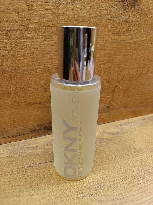 Mgiełka DKNY Nowa