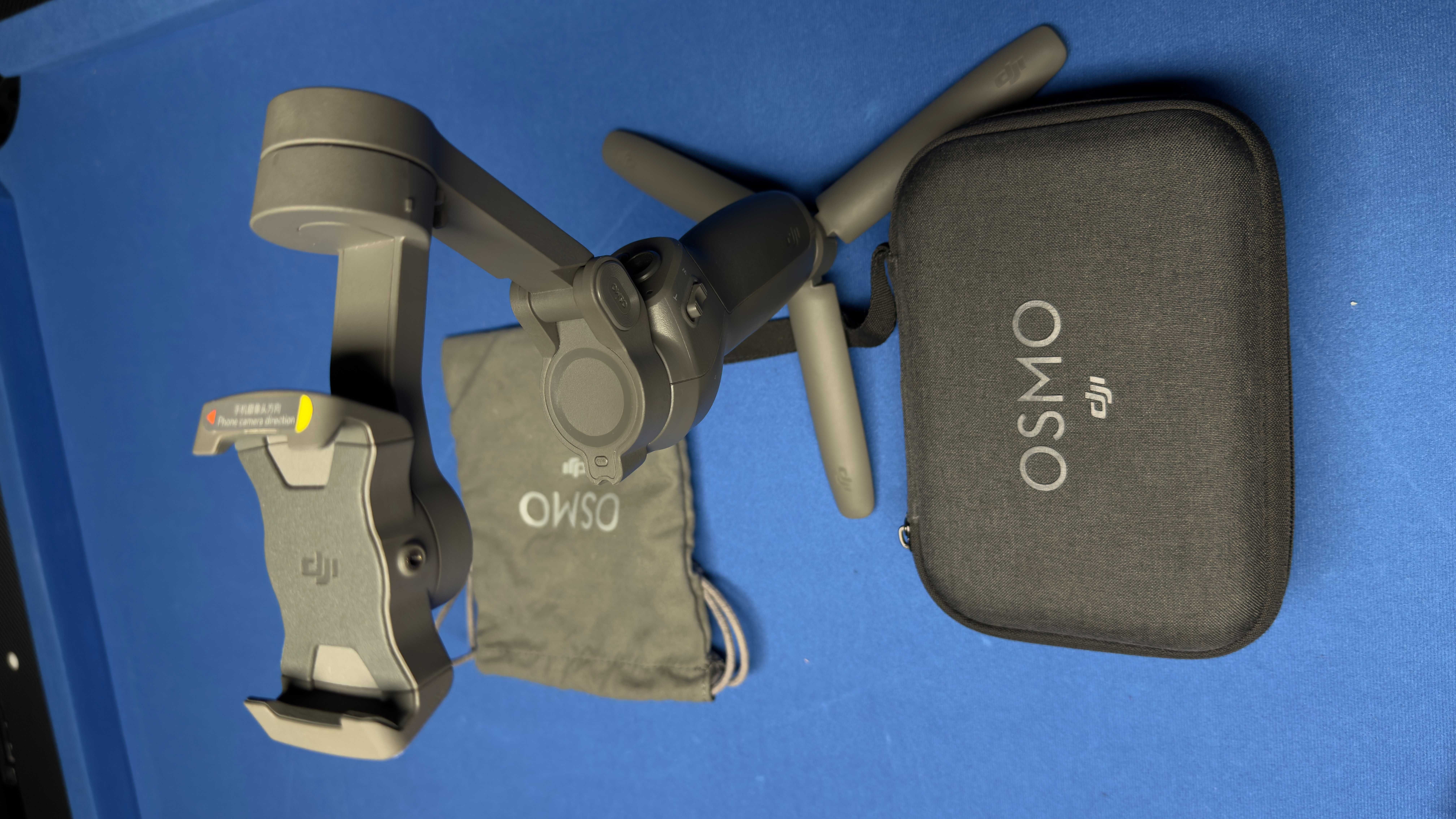 Gimbal DJI Osmo Mobile 3 Combo