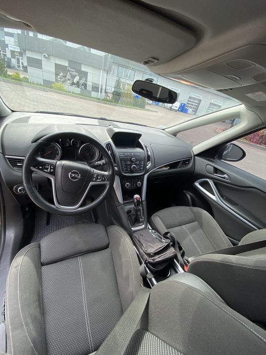 Opel Zafira C Taurer